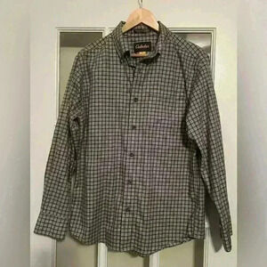 Cabelas men’s long sleeve plaid button down shirt size M